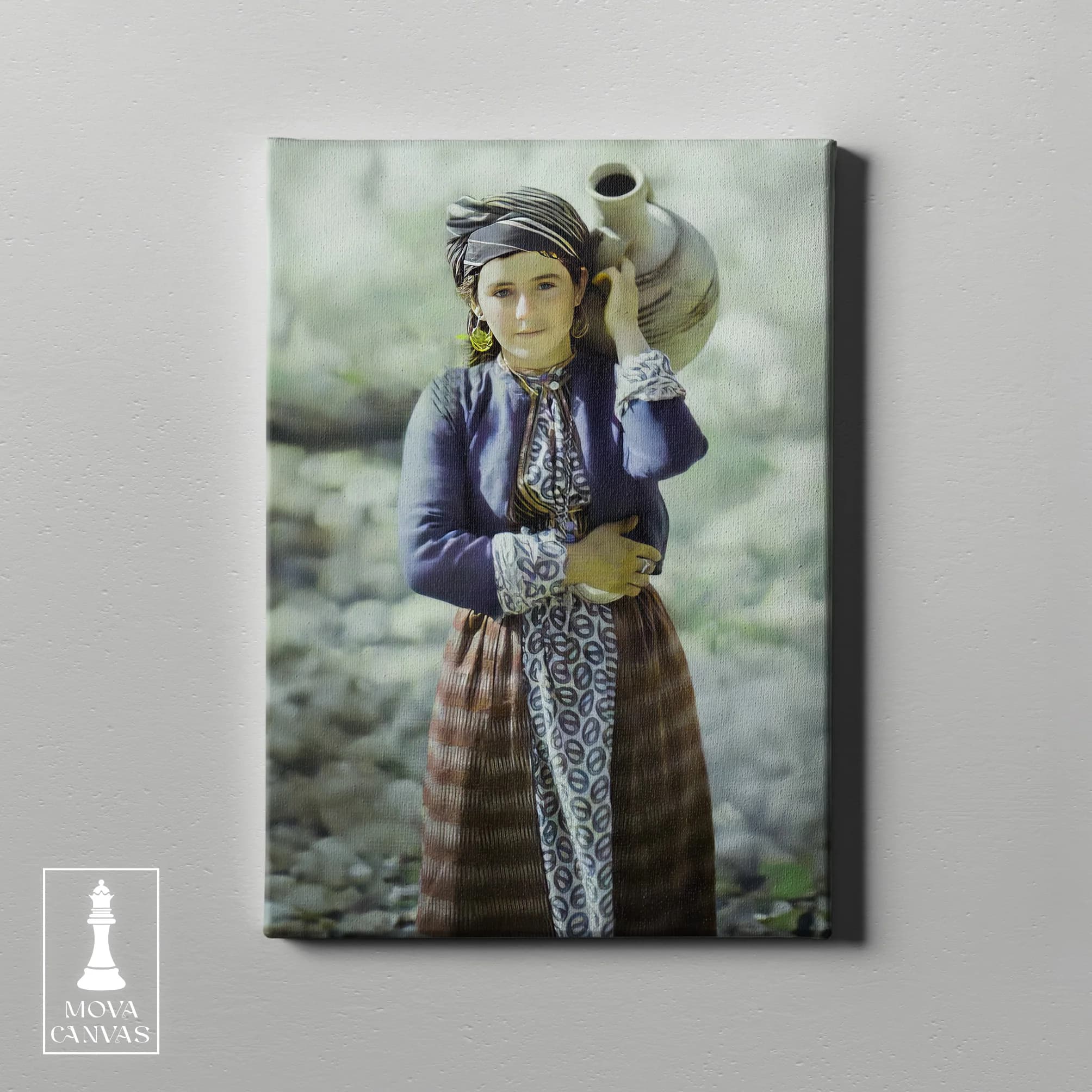 Woman Hat Dress artwork preview 2